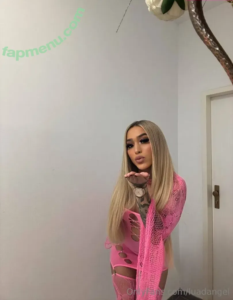 luadangel nude photo #0002 (lua_dangel)