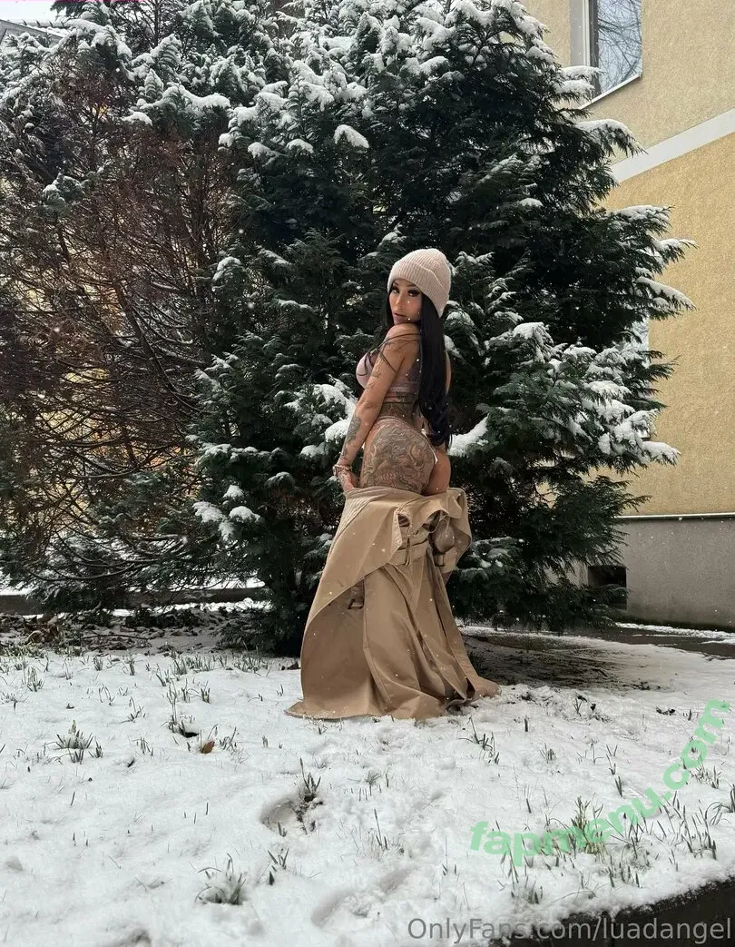 luadangel nude photo #0023 (lua_dangel)