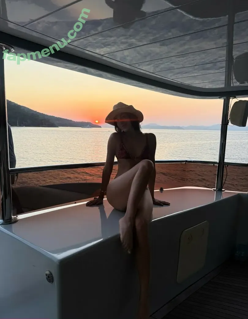 Luana Barron nude photo #0071 (hannahbarron96 / luanabarron)