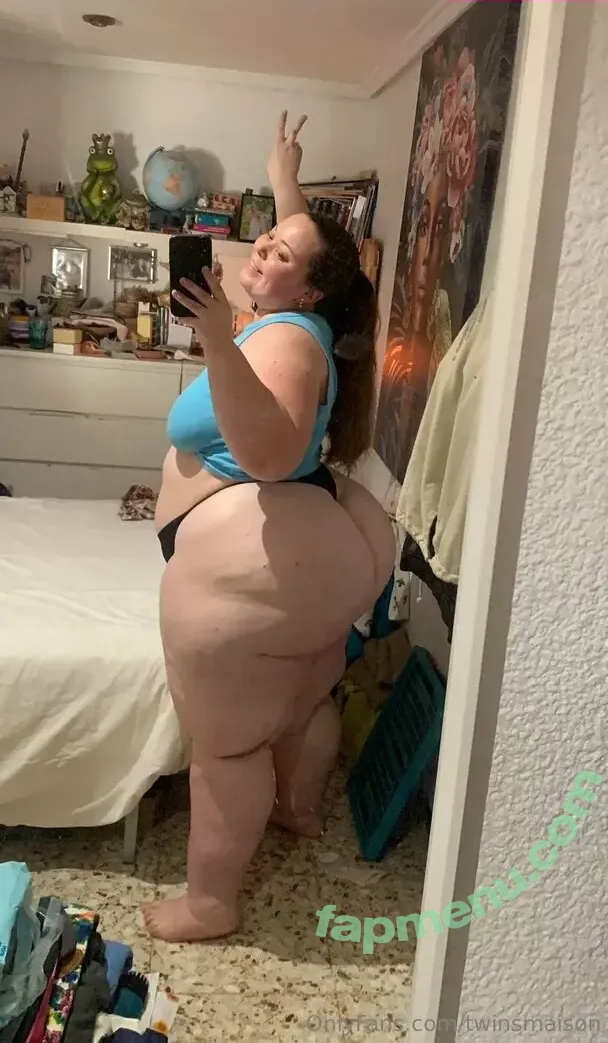 LuciaMaison nude photo #0028 (MaisonTwins / RocioMaison / luciiamaiss / queenmaison)