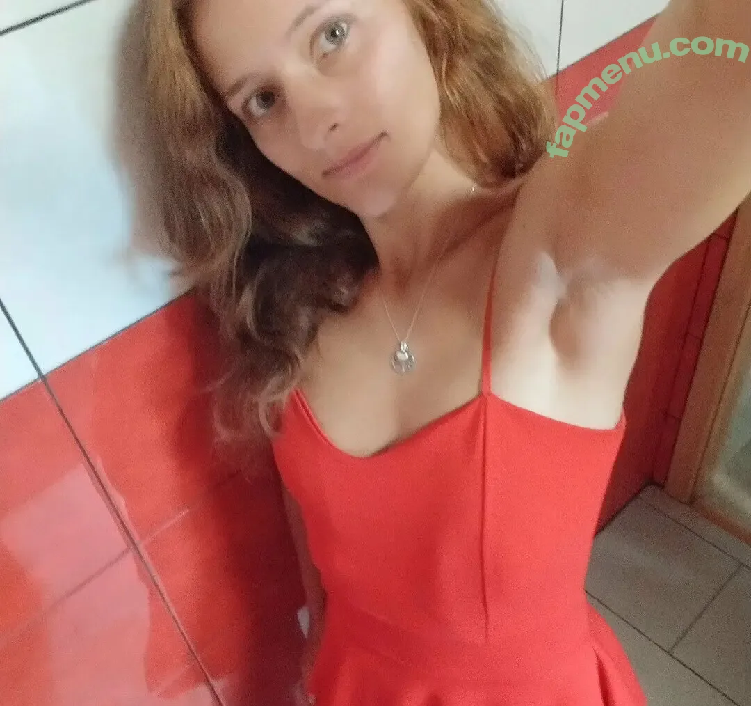 luciannaxxlucci nude photo #0006 (luciannaxxlucci)