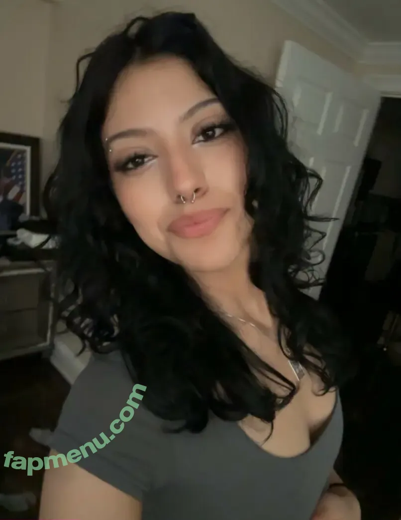 lucklucy904 nude photo #0004 (lucklucy904)