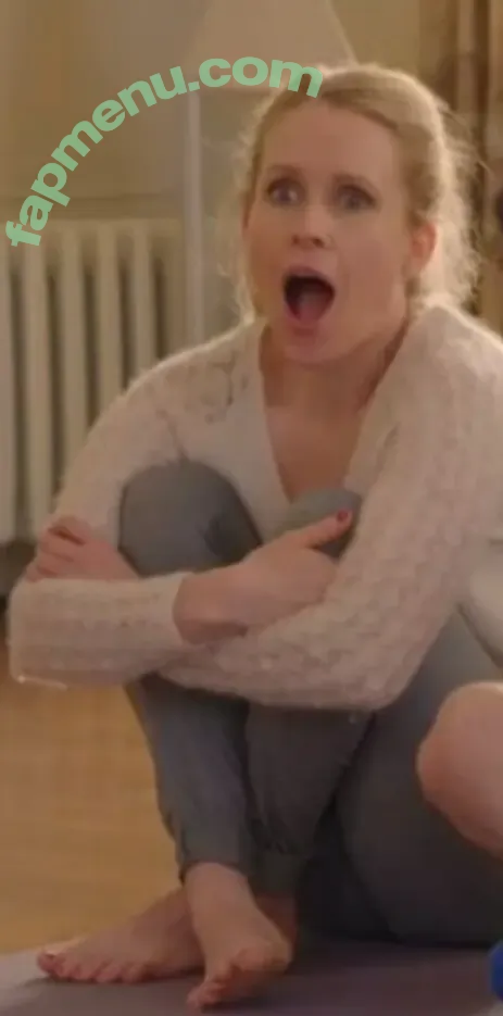 Lucy Beaumont nude photo #0010 (the_one_from_hull)