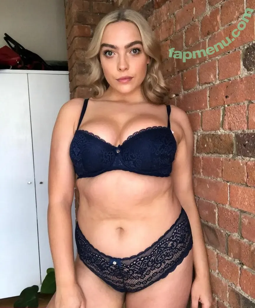 Lucy Bennet nude photo #0001 (Lucy Bennet)