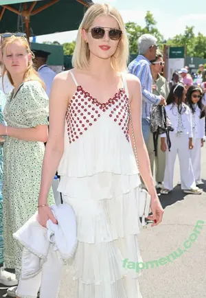 Lucy Boynton / lucyboynton1 nude photo #0195