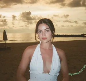 Lucy Hale / lucyhale nude photo #1018