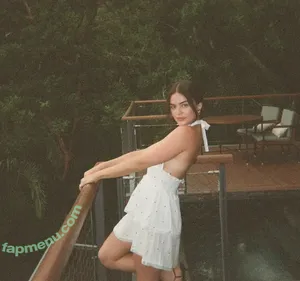 Lucy Hale / lucyhale nude photo #1020