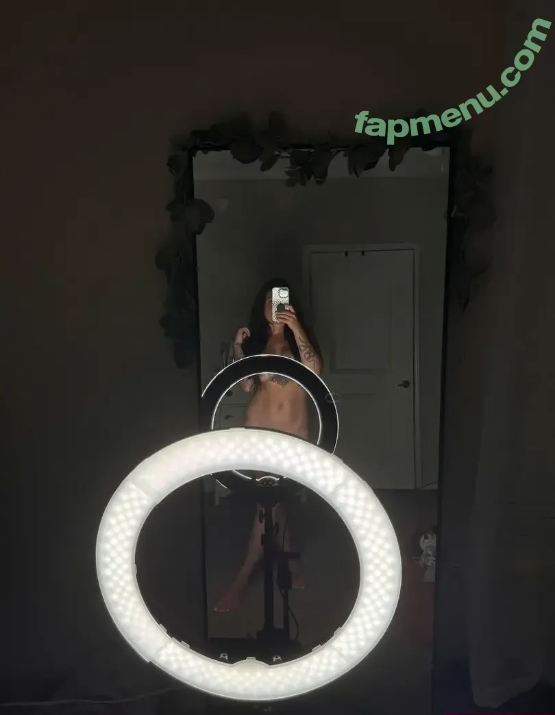 Lucy Shay nude photo #0005 (_lickmelucy / lucyshayy)