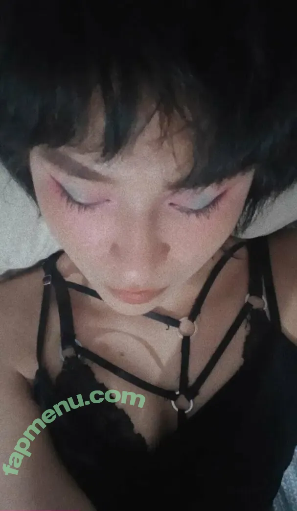 luhachi nude photo #0002 (luhachi)