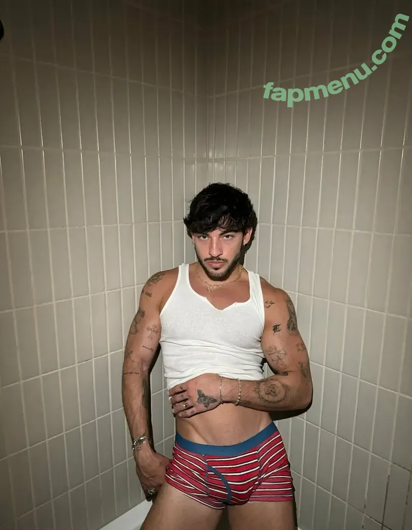 luiscapecchi nude photo #0035 (luiscapecchi)