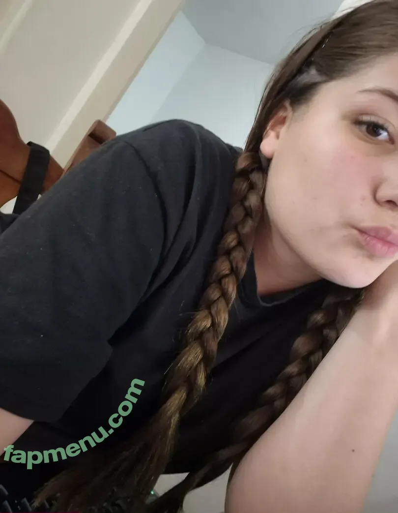 lulih0t nude photo #0046 (lulitkx)