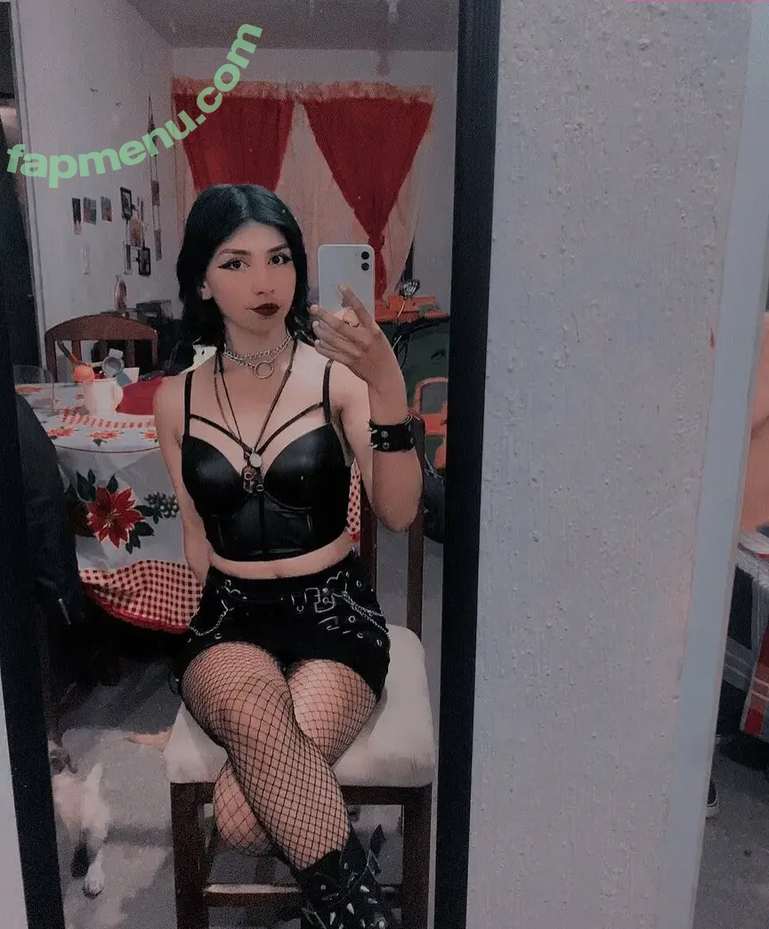 Luna Darck nude photo #0006 (Lunitadarck / Lunitadarckoficial / lunita_dark)