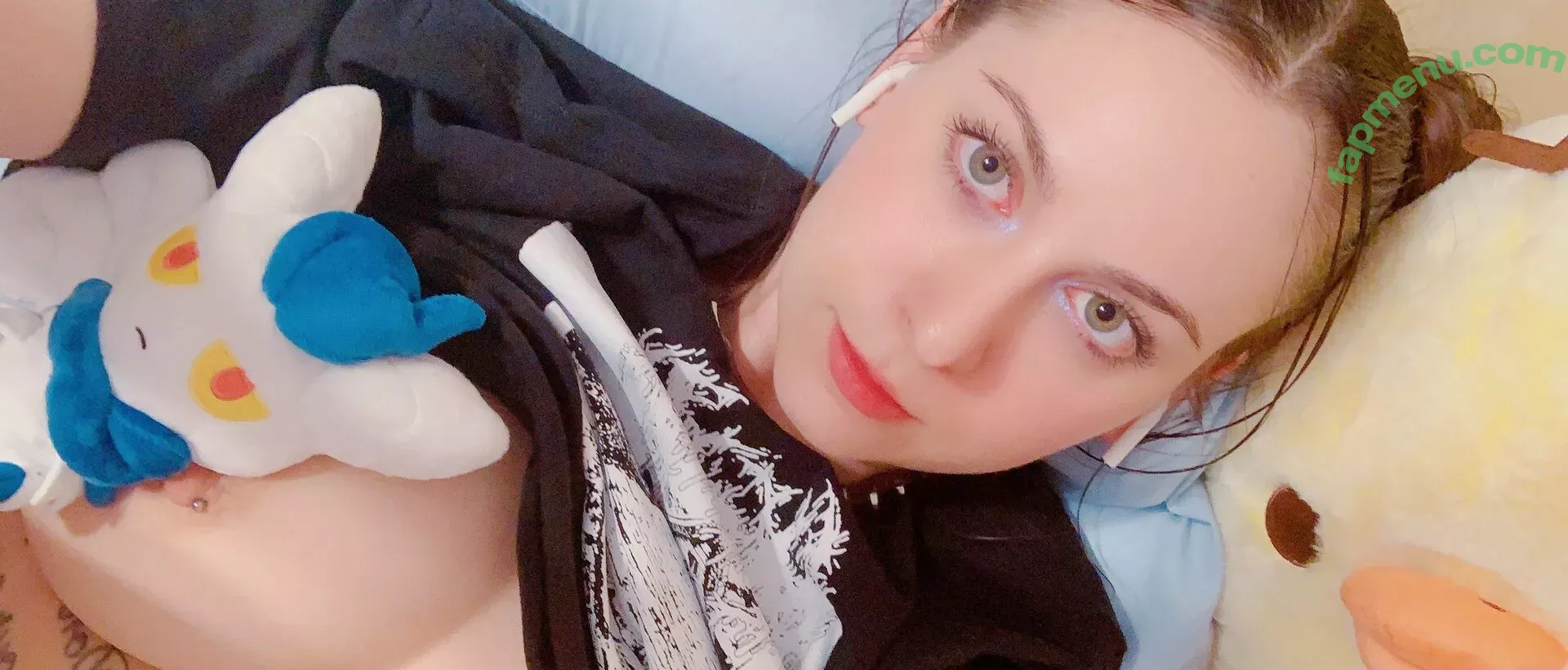 lunackitsuen nude photo #0138 (princesslunac)