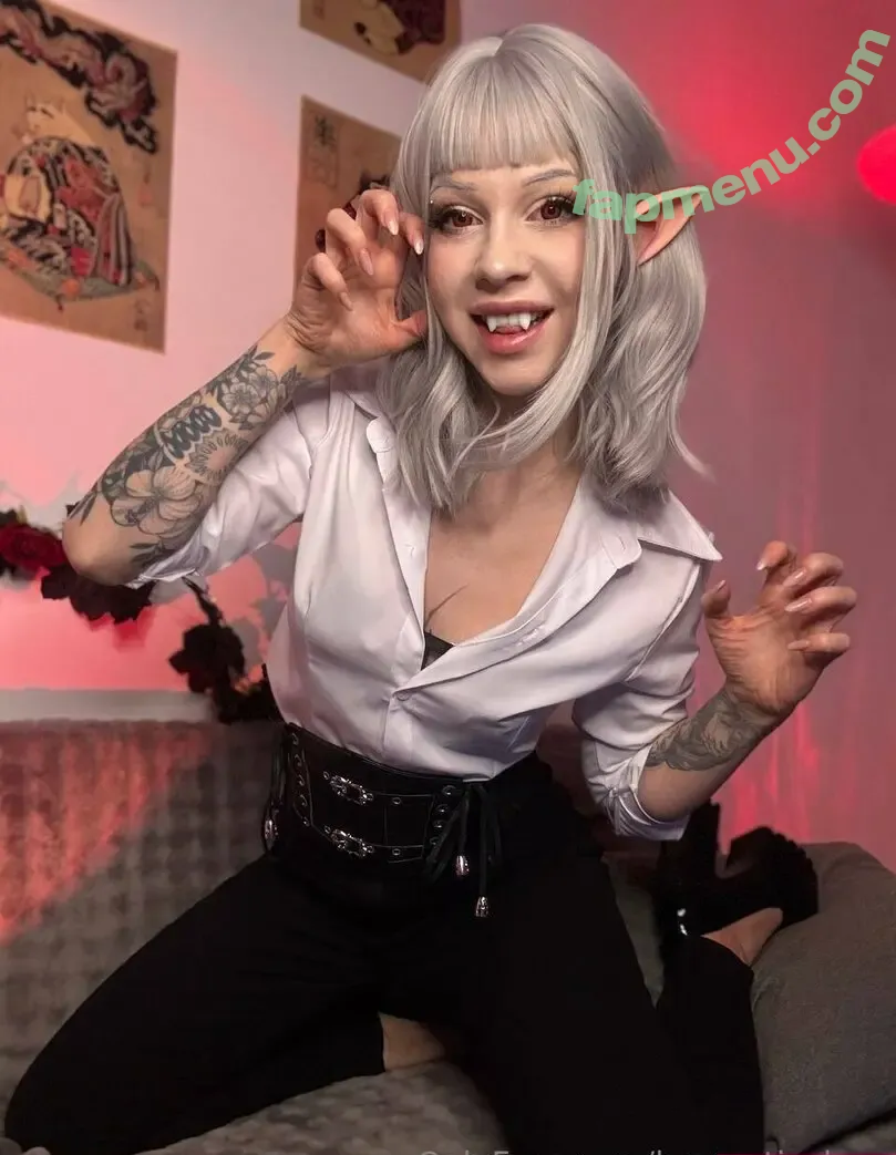 lunacutiechan nude photo #0064 (lunakachan)