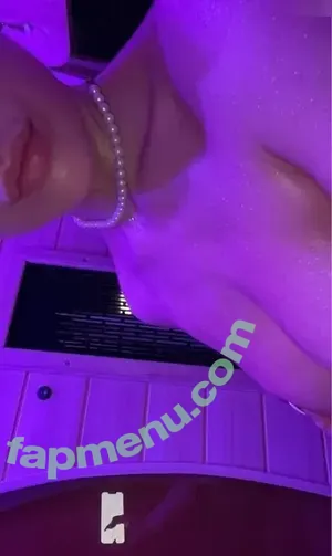  nude photo #0002