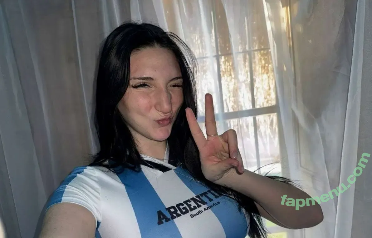 lunaluvx nude photo #0003 (lunaluvx)