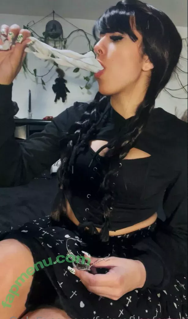 lunamorgantv nude photo #0126 (luna_morgaciova)