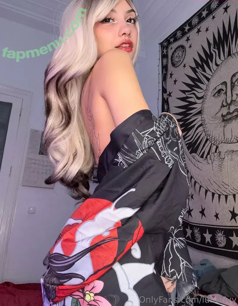 lunarivy nude photo #0022 (lunarivy)