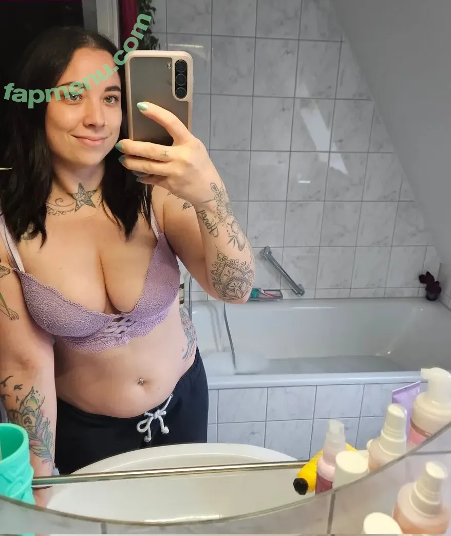 Lunaticminx nude photo #0023 (Lunaticminx)