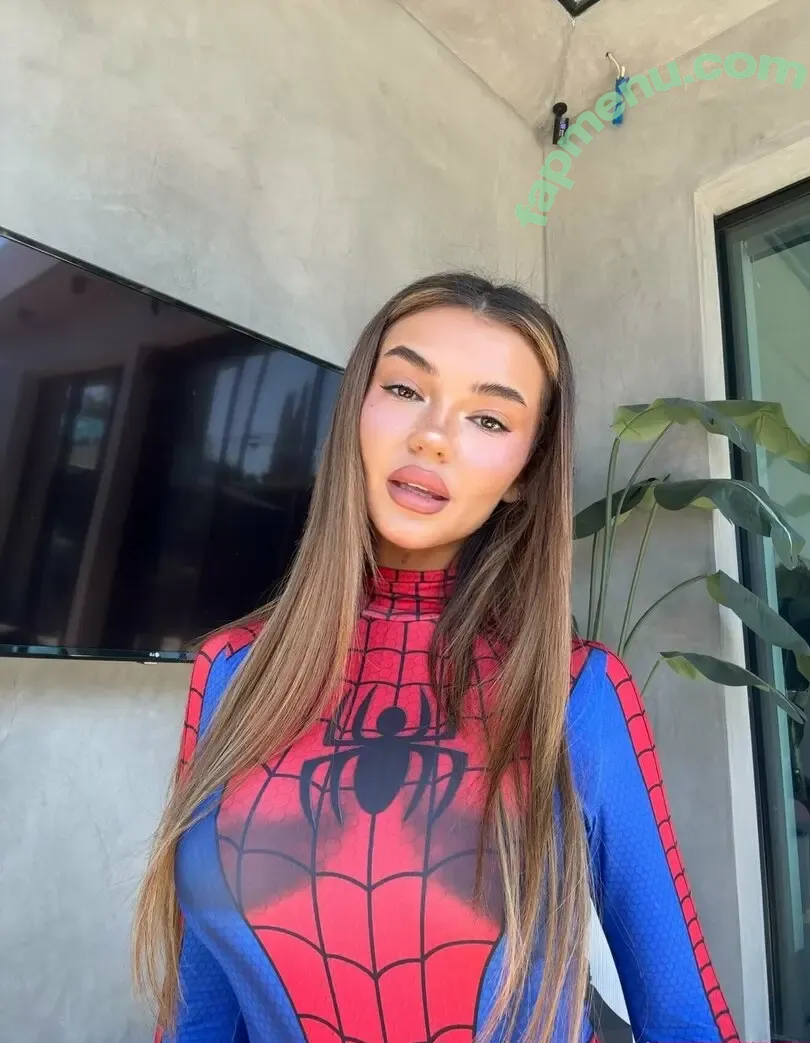 lunaxelliee nude photo #0009 (lunaxelliee)