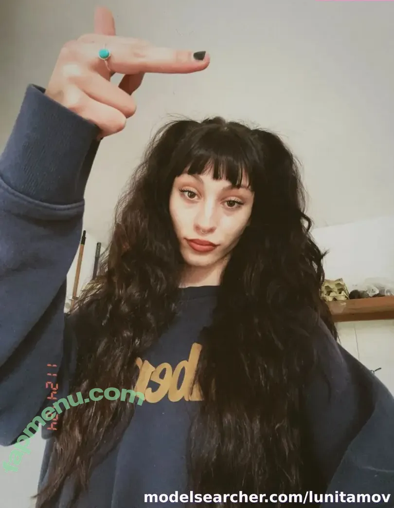Lunita.mov nude photo #0006 (Lunita.mov)