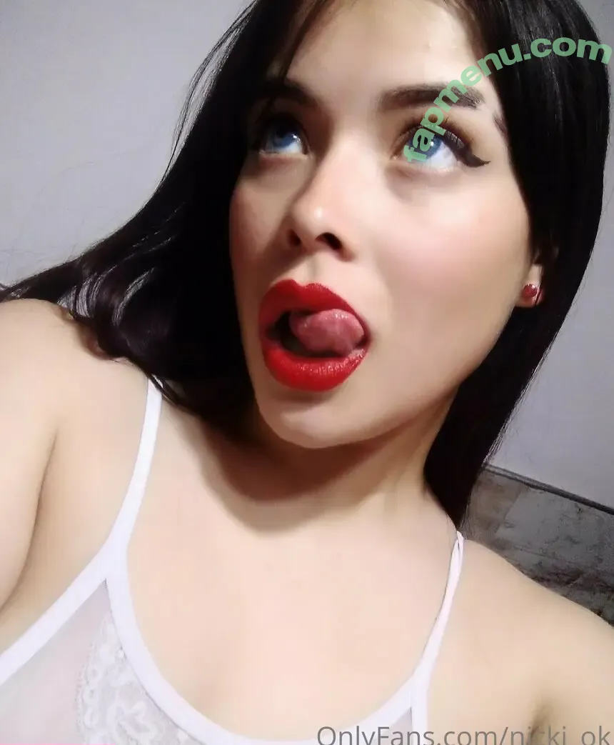 lunita_ok nude photo #0011 (luniitaok)