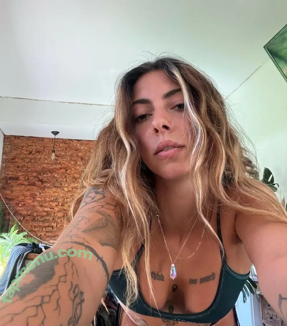 Lupe Cozzolino nude photo #0003 (lulucozz / lupeecozzolino)