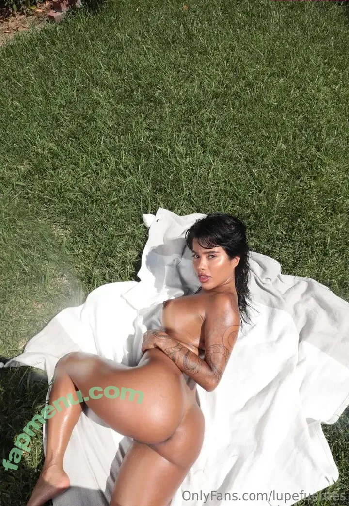 Lupe Fuentes nude photo #0176 (lupefuentes)