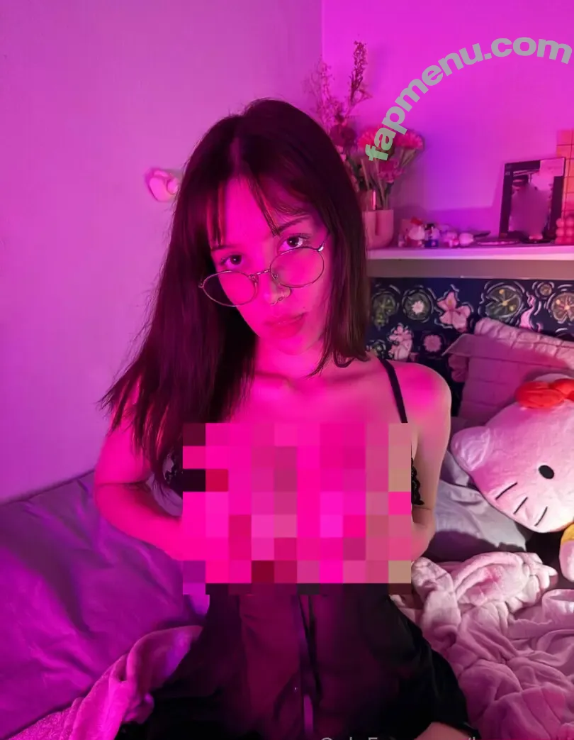 luuu.uwu nude photo #0024 (kittygirl3lu)