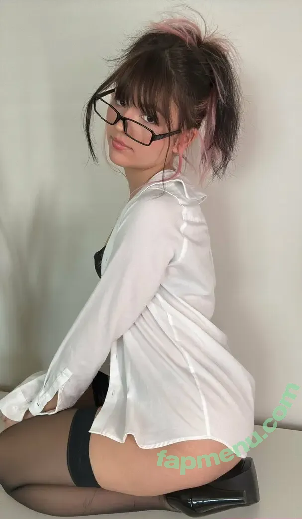 luvcoregf nude photo #0399 (Fulltime Crybaby)