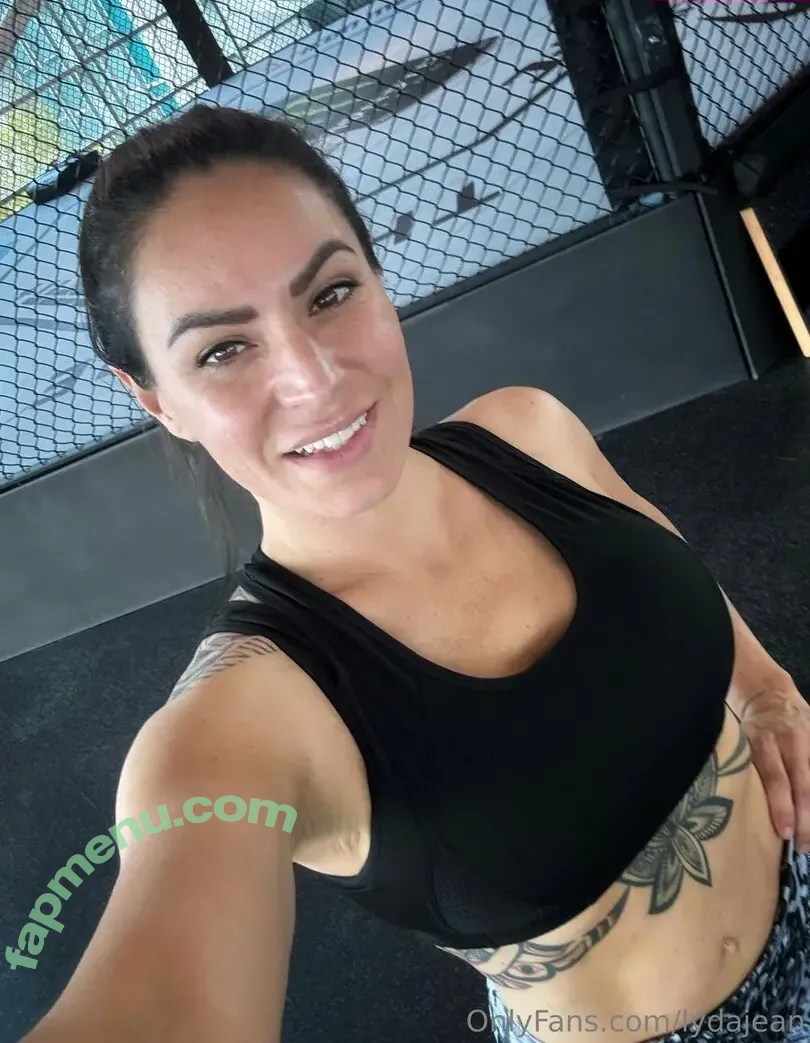 lydajean nude photo #0003 (lydabug3)