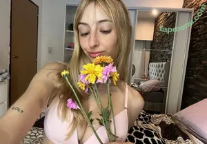 lynareid / lynreidmoroco nude photo #0031