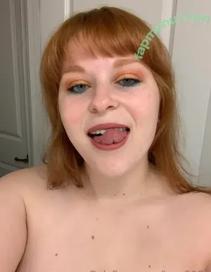  nude photo #0007