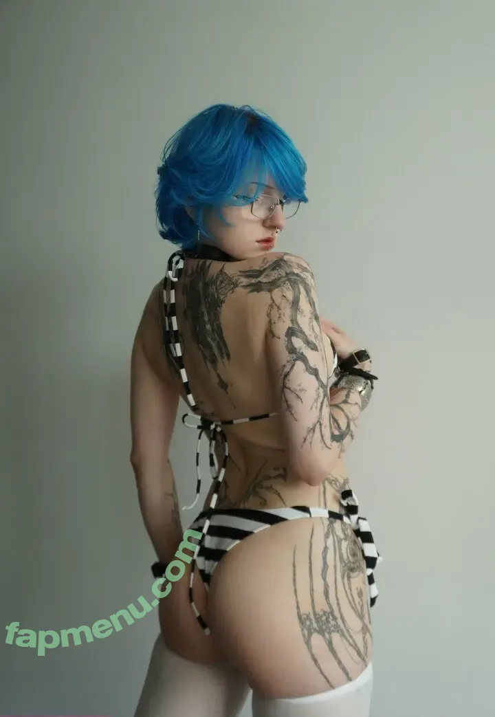 Lyra Crow nude photo #0132 (lyracr0w0)