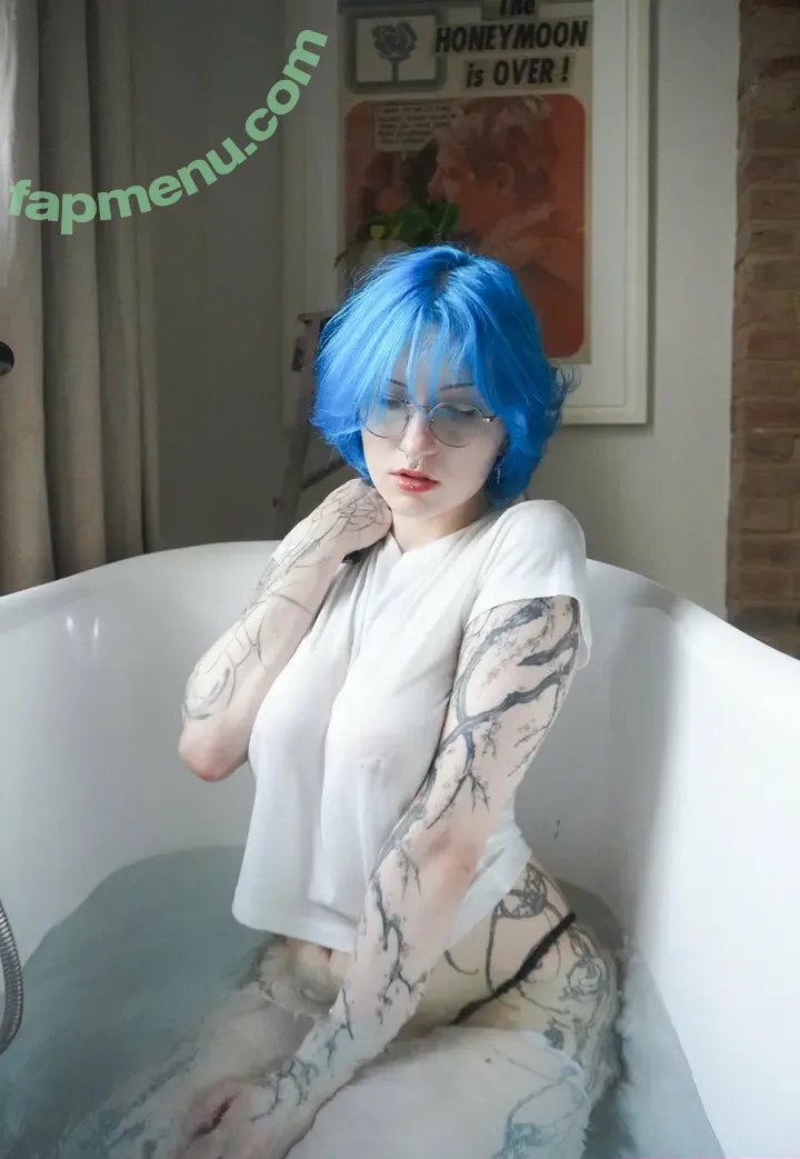 Lyra Crow nude photo #0264 (lyracr0w0)