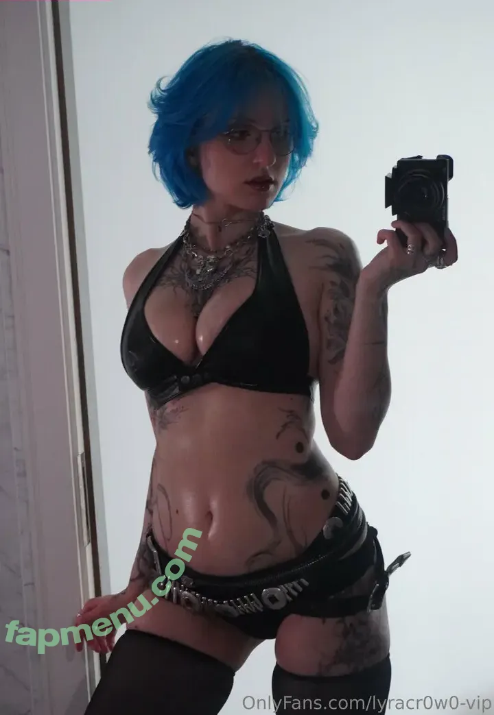 Lyra Crow nude photo #0347 (lyracr0w0)
