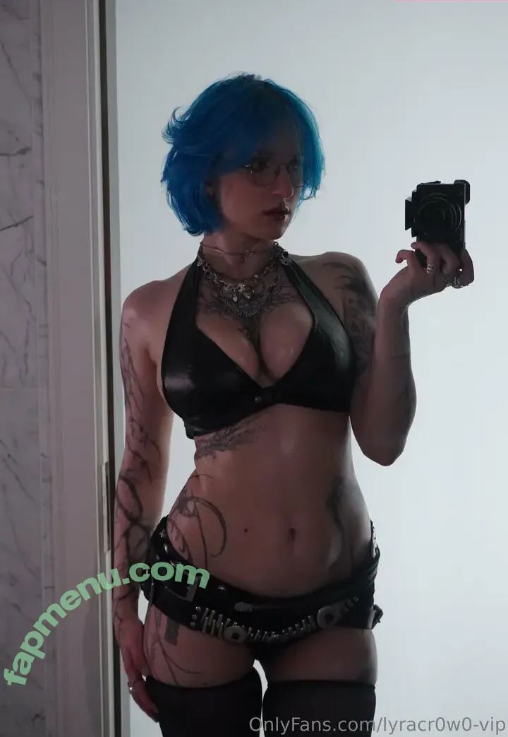 Lyra Crow nude photo #0349 (lyracr0w0)
