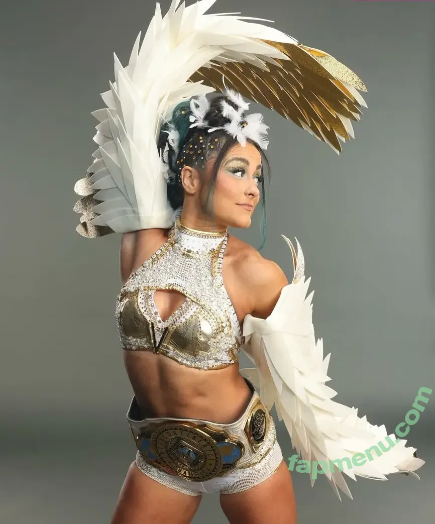 Lyra Valkyria nude photo #0232 (WWE / real_valkyria)