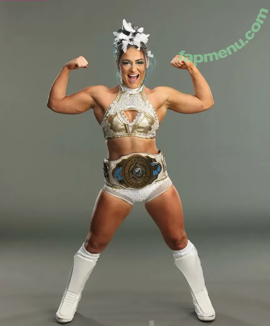 Lyra Valkyria nude photo #0233 (WWE / real_valkyria)