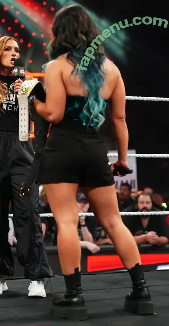 Lyra Valkyria nude photo #0290 (WWE / real_valkyria)