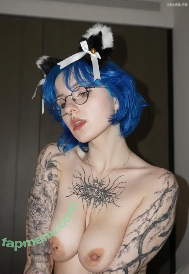 lyracr0w0 nude photo #0054 (lyracr0w0)