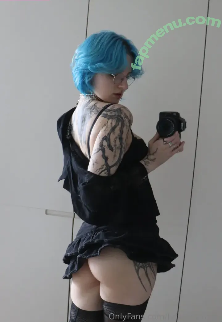 lyracr0w0 nude photo #0072 (lyracr0w0)