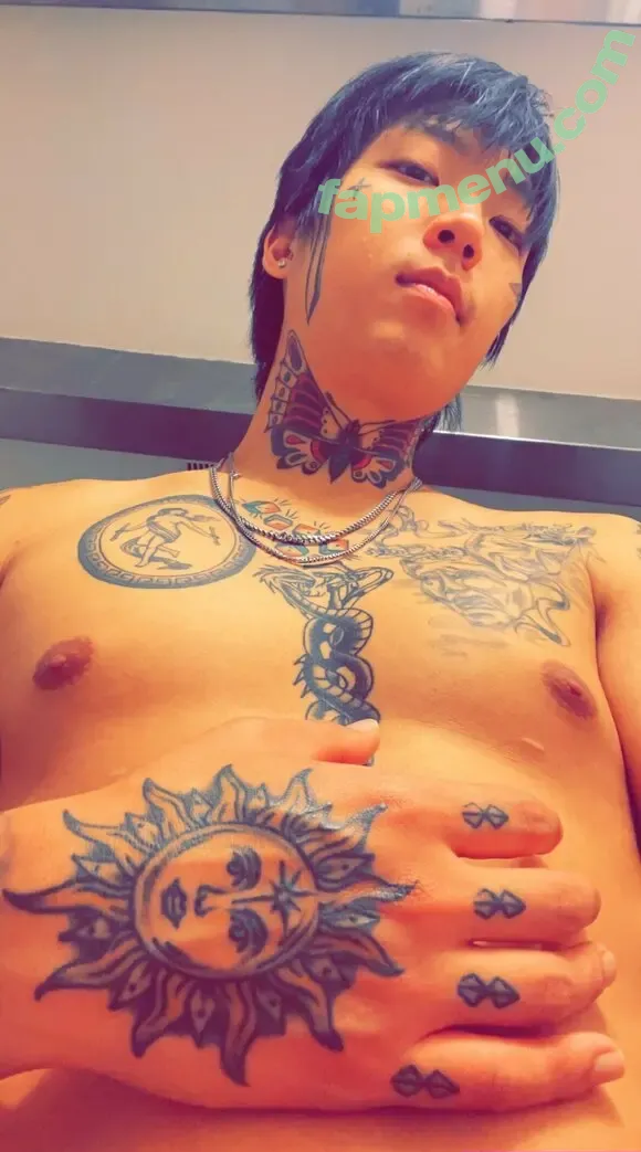 lyricaleggroll1 nude photo #0002 (lyricaleggroll)
