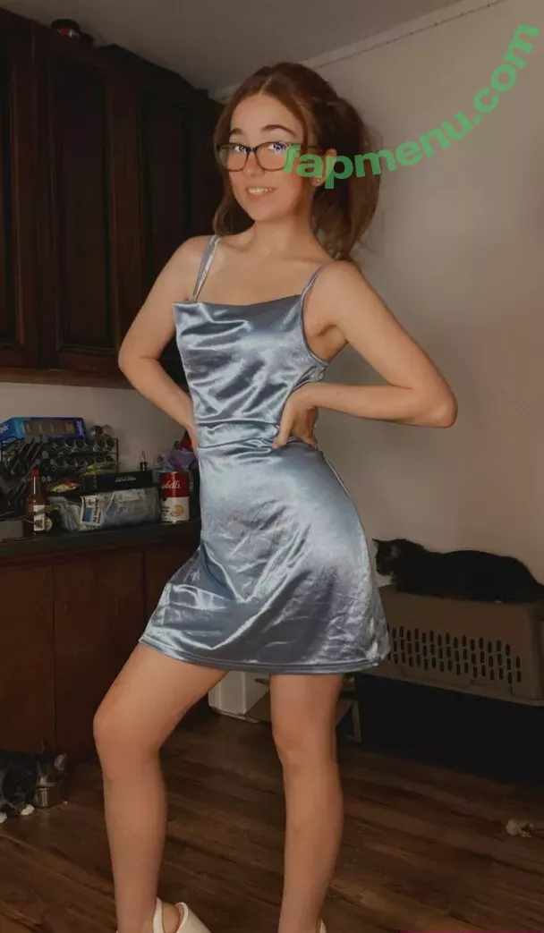 Lyssaurora nude photo #0297 (Lyssaurora)