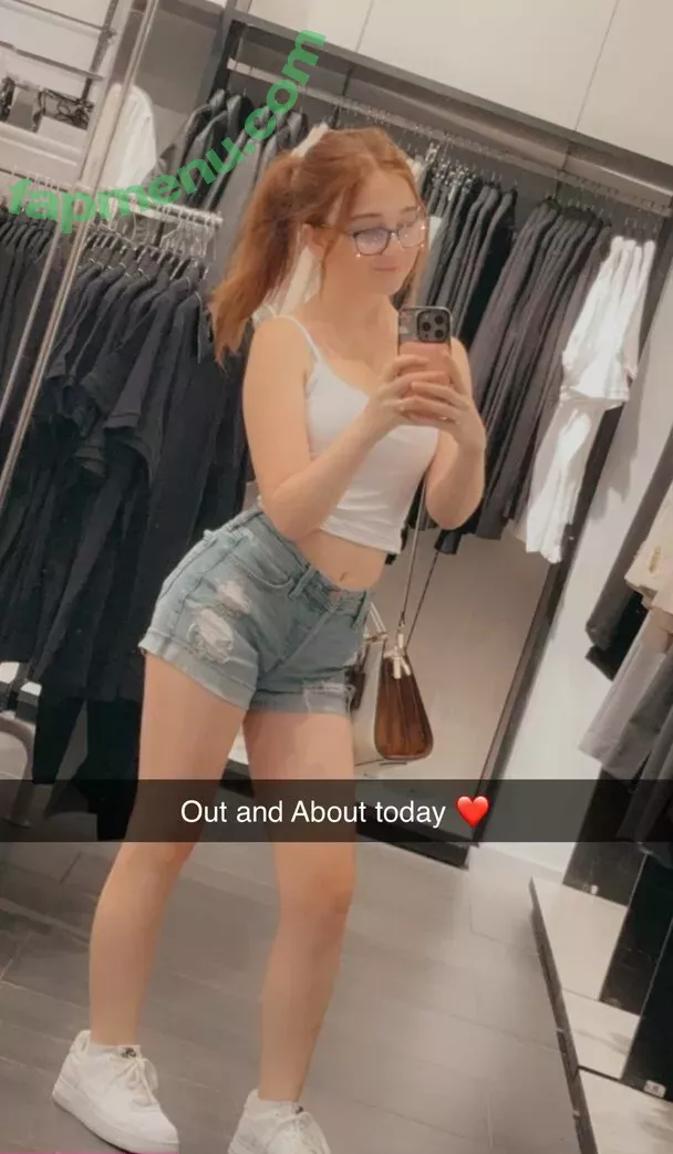 Lyssaurora nude photo #0300 (Lyssaurora)