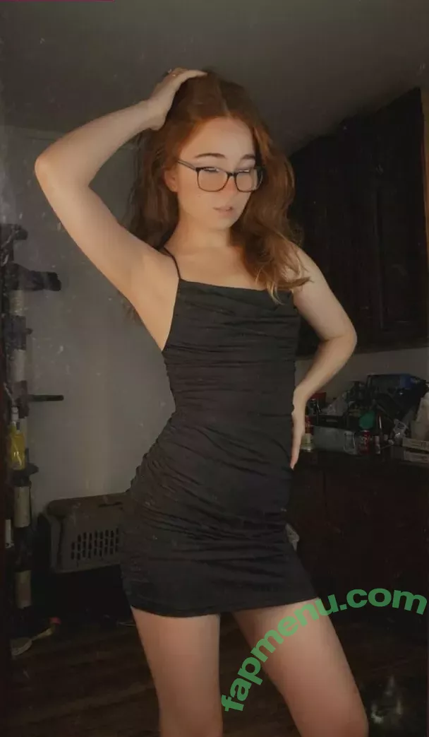 Lyssaurora nude photo #0334 (Lyssaurora)