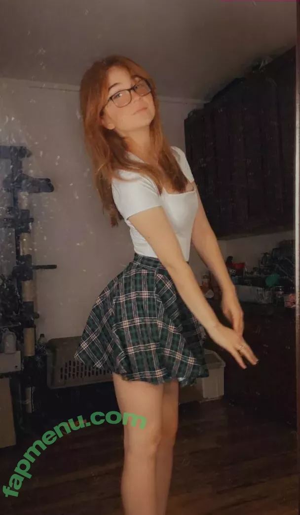 Lyssaurora nude photo #0430 (Lyssaurora)