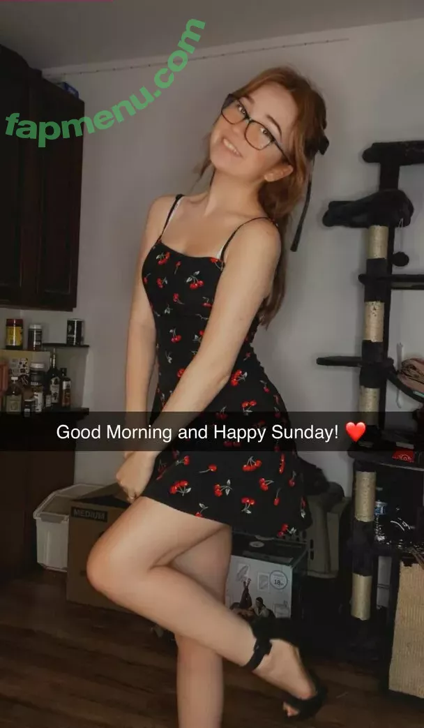 Lyssaurora nude photo #0503 (Lyssaurora)