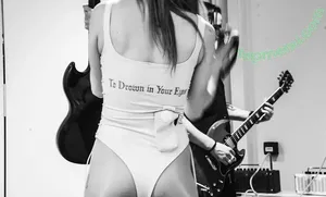 Lzzy Hale / officiallzzyhale nude photo #0049