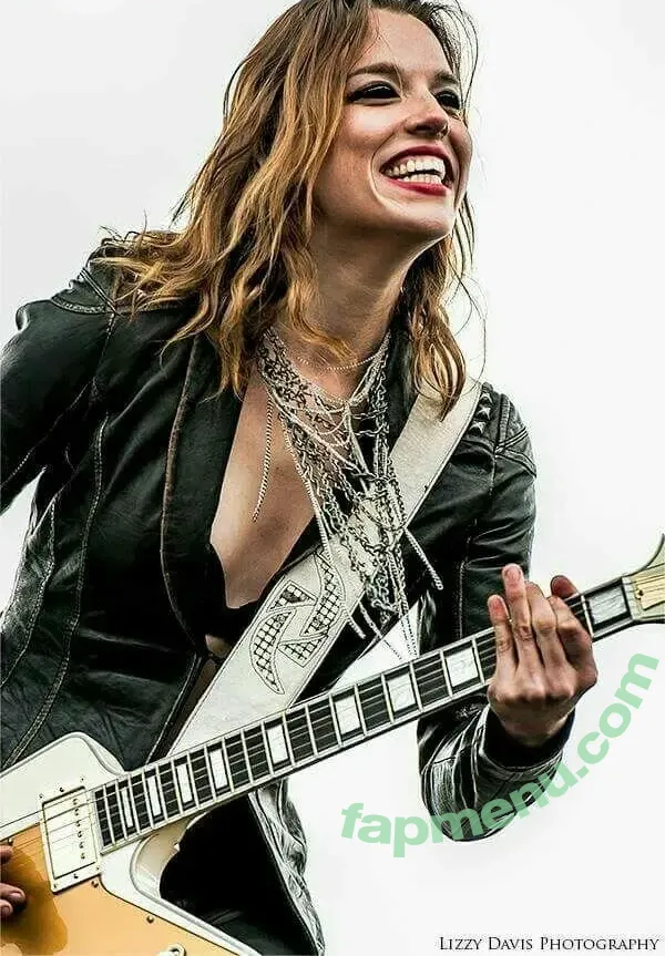 Lzzy Hale nude photo #0014 (Lzzy Hale)